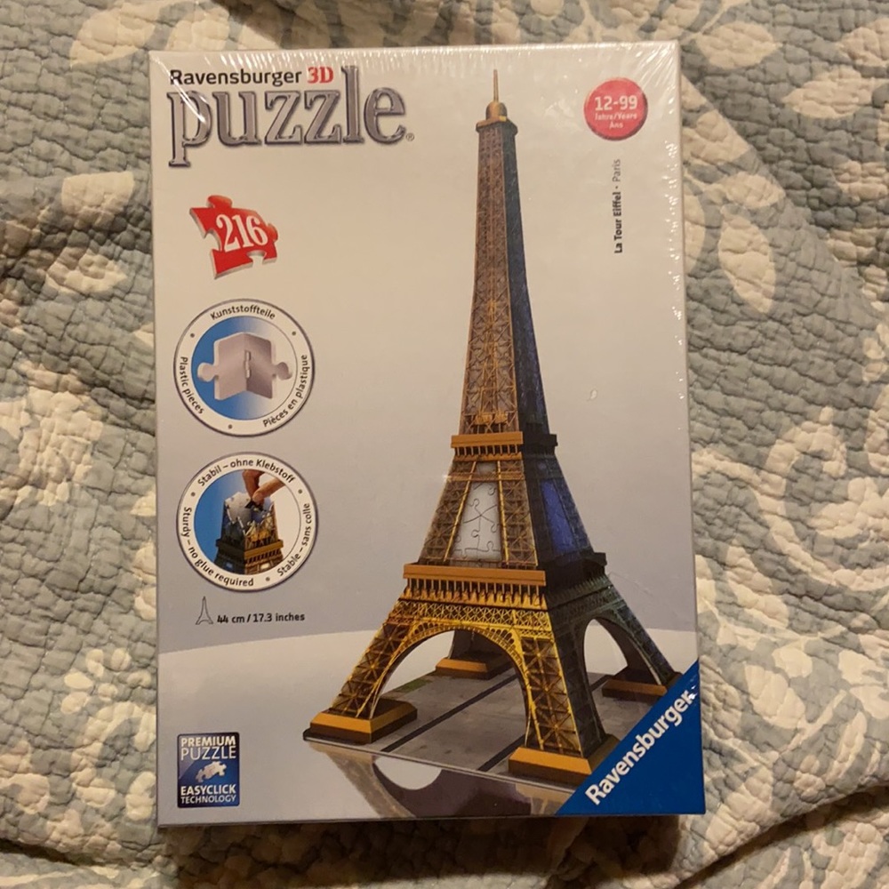 Ravensburger Eiffel Tower 3D Puzzle